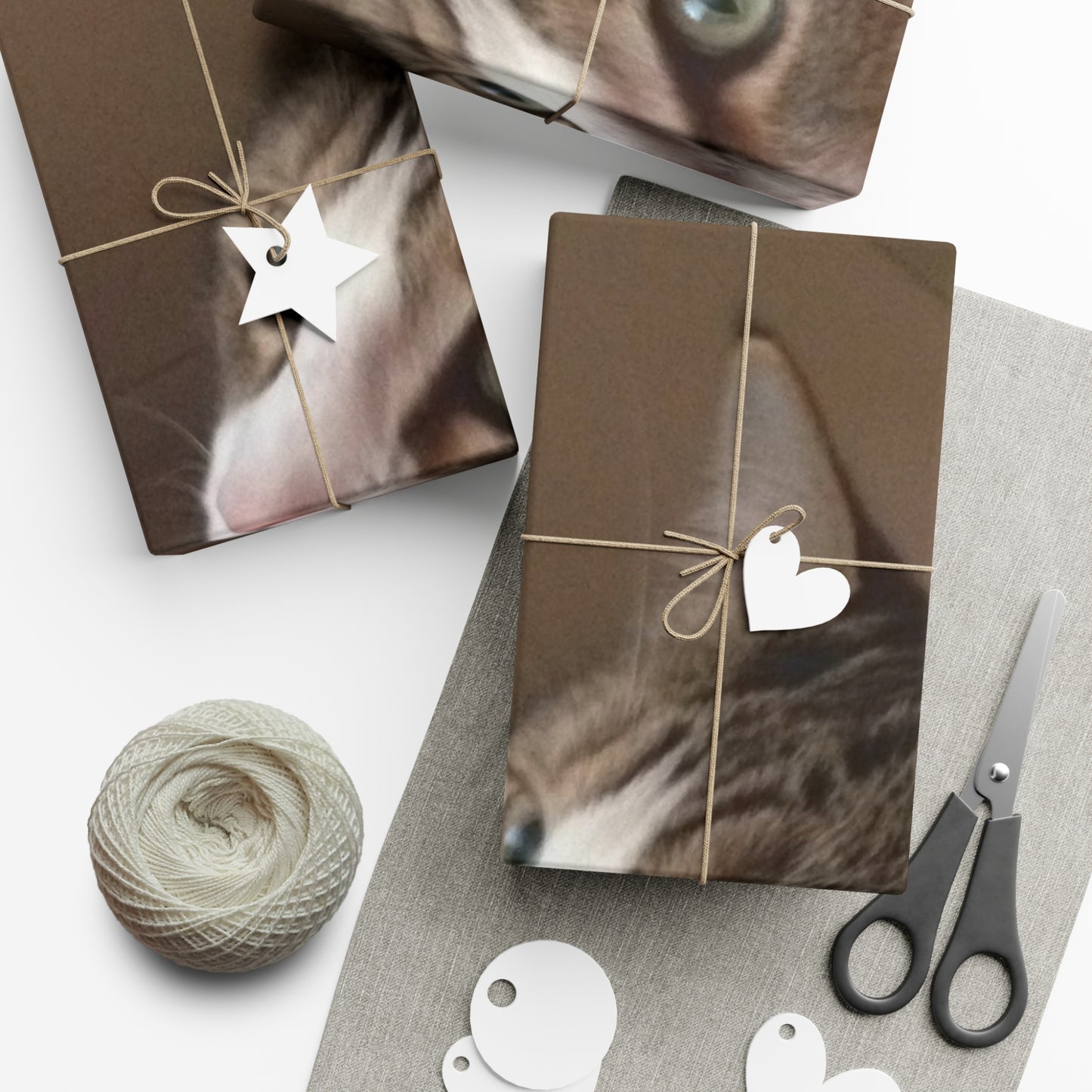 Cute Cat-Themed Gift Wrap Papers, Fun Wrapping for Birthdays, Holidays, Pet Lovers, Eco-Friendly Packaging, Special Occasions